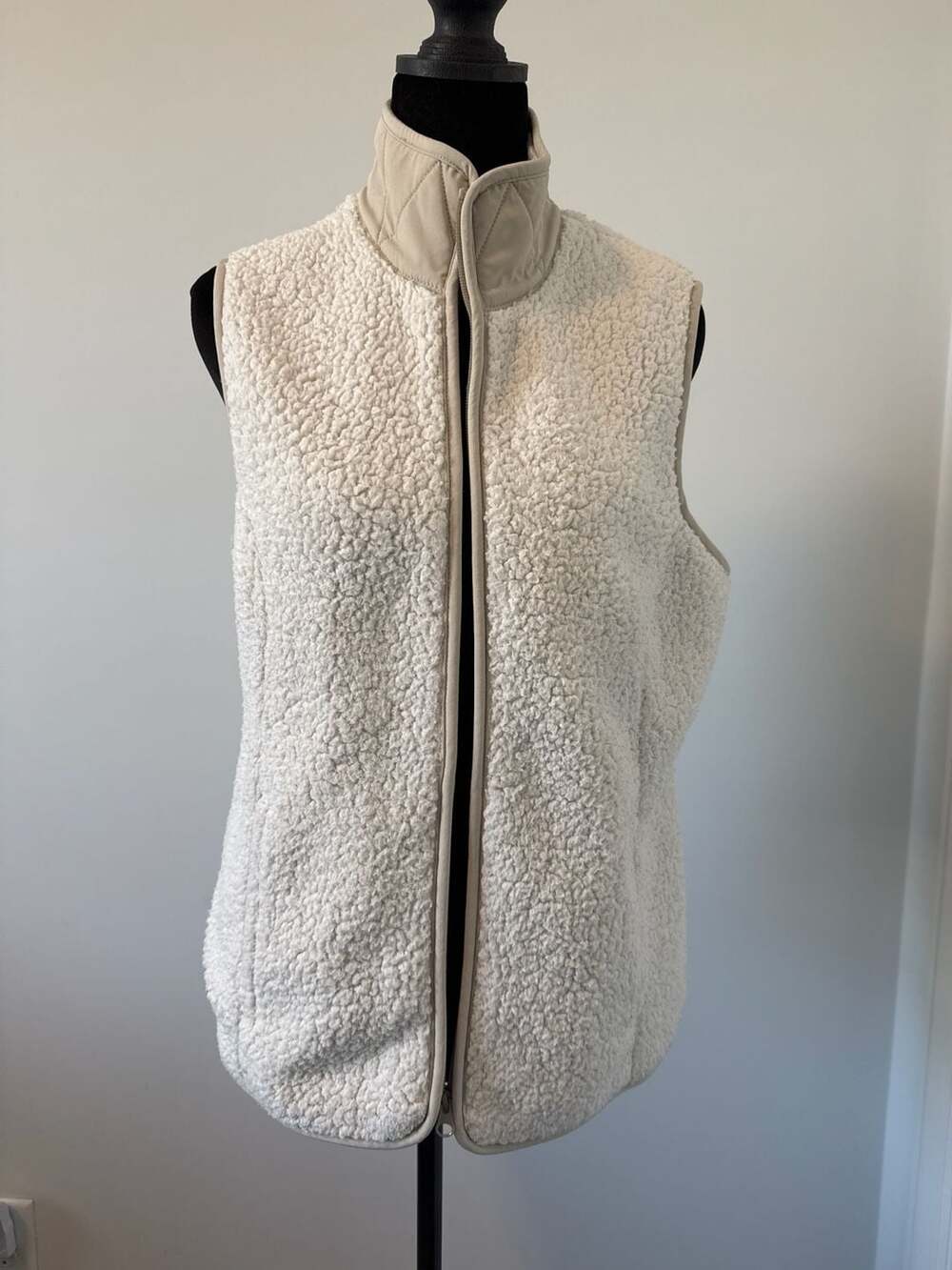 Royal Robbins Women's Urbanesque Sherpa Fleece Vest, Size M